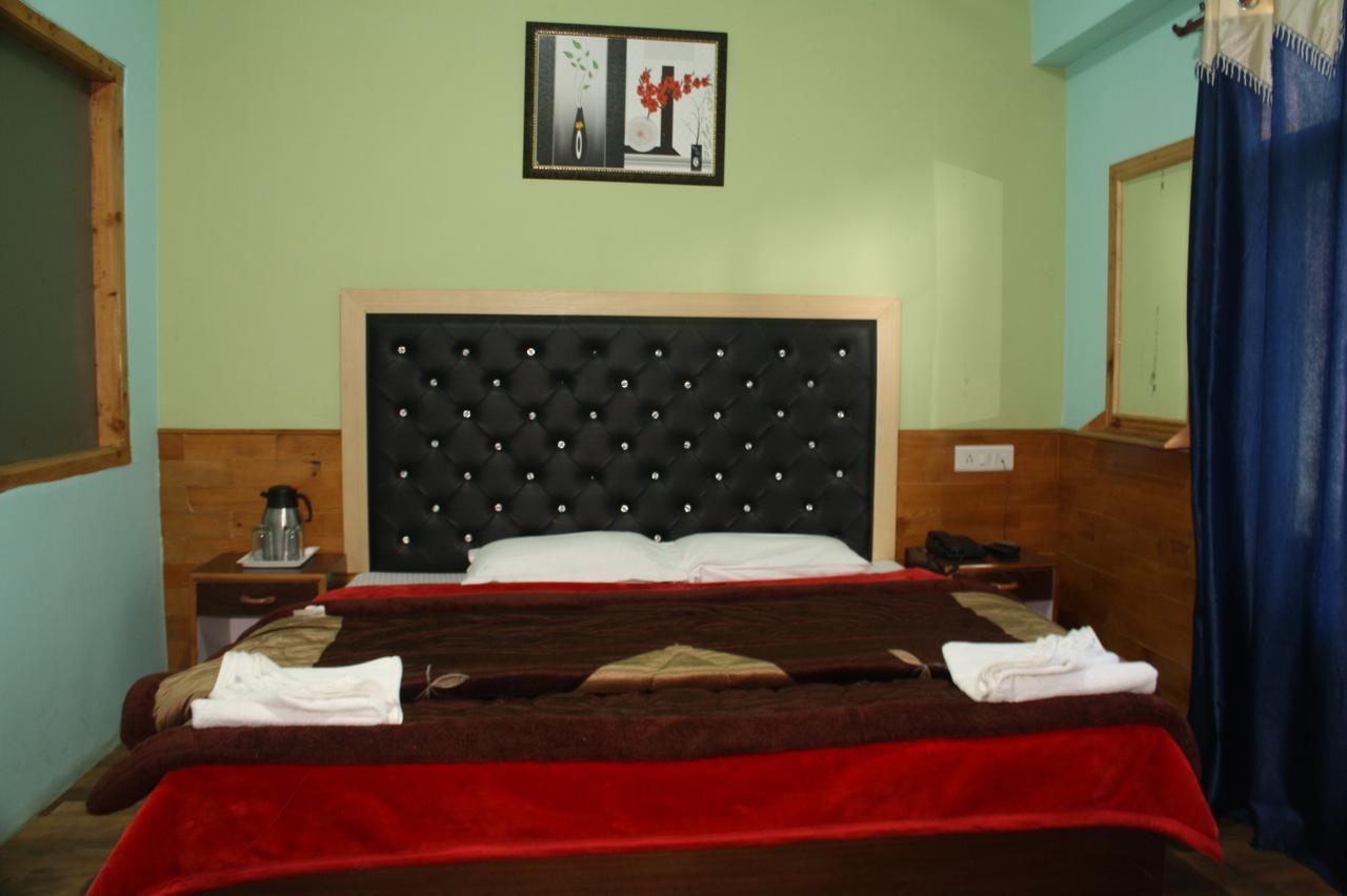 Adb Rooms Hotel Kundan Inn - Manali (Himachal Pradesh) — Photos 3